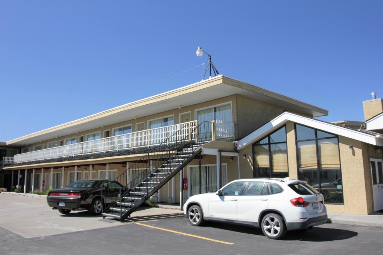 Super 8 By Wyndham Wells Hotel Kültér fotó